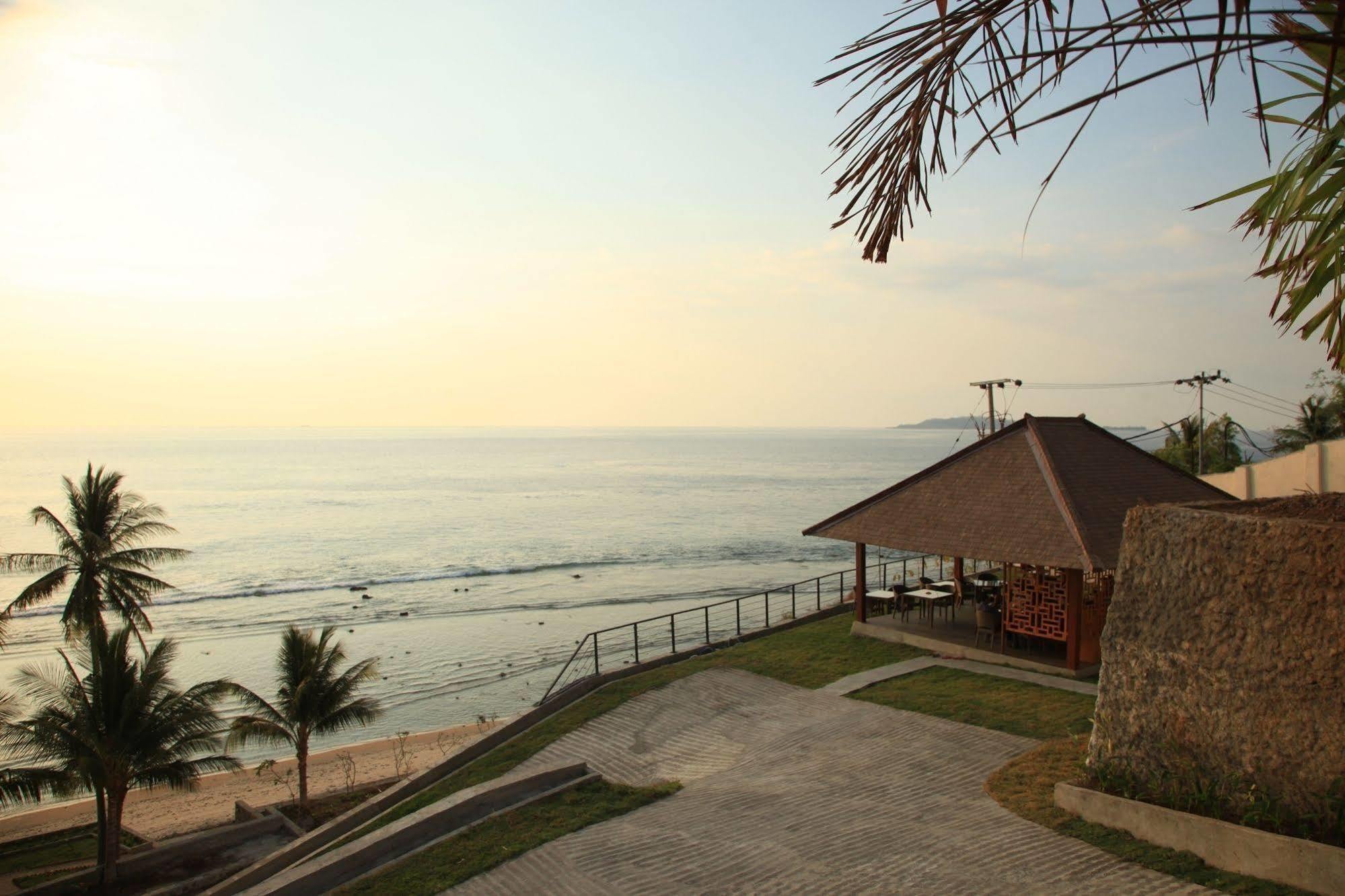 Lima Satu Resort Pemenang Exterior foto